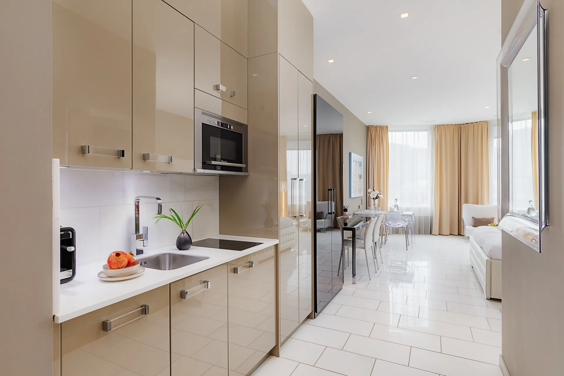 Grand Apartment, Kitchenette - Posh Living