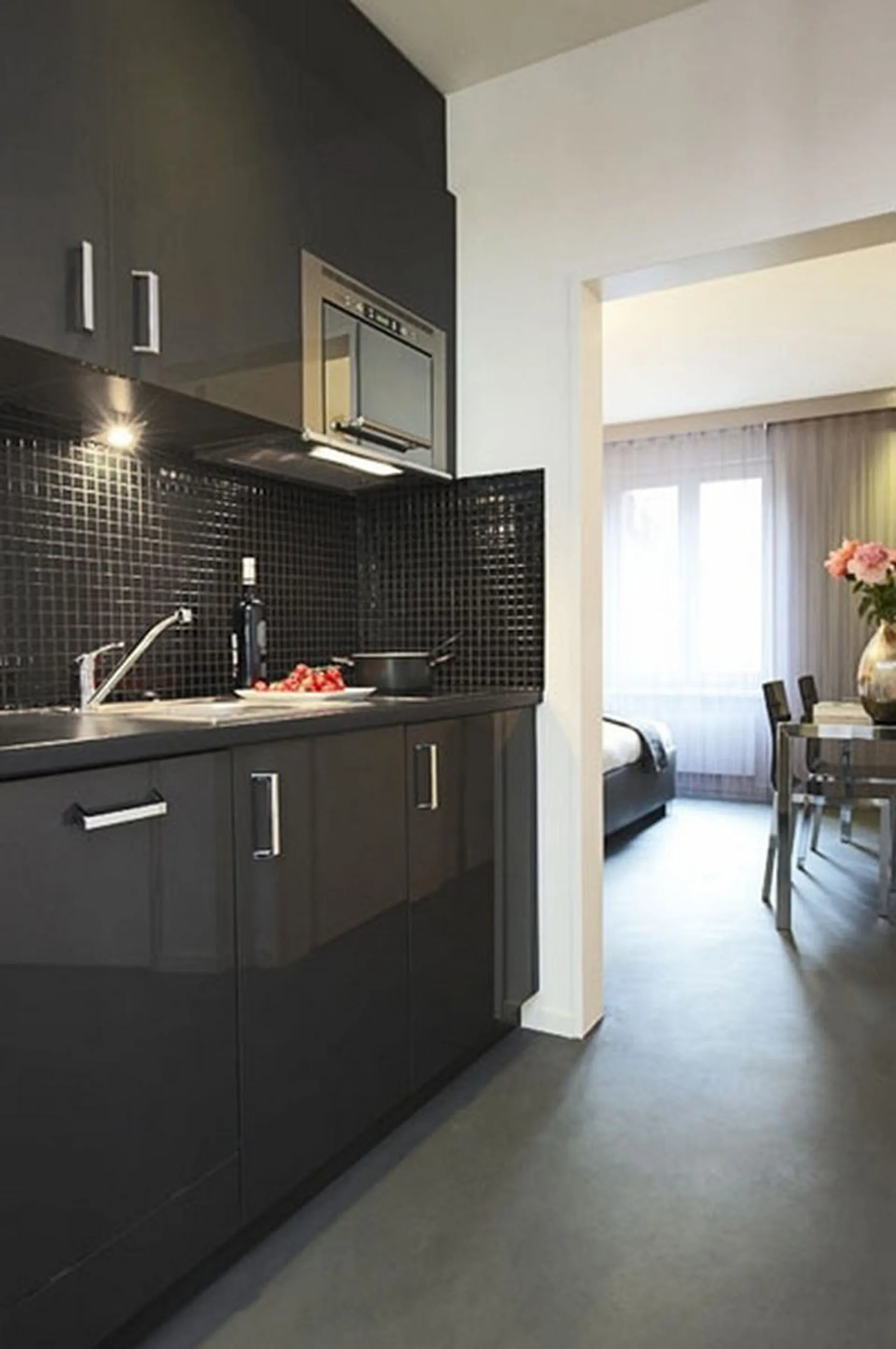 Two Bedroom Junior, Kitchenette