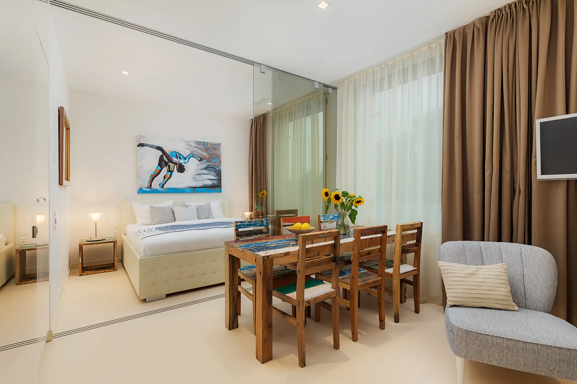 One Bedroom Senior, Kitchenette