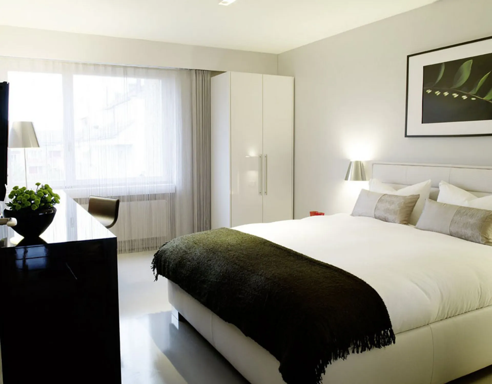 Two Bedroom Senior, Balcony, Kitchenette