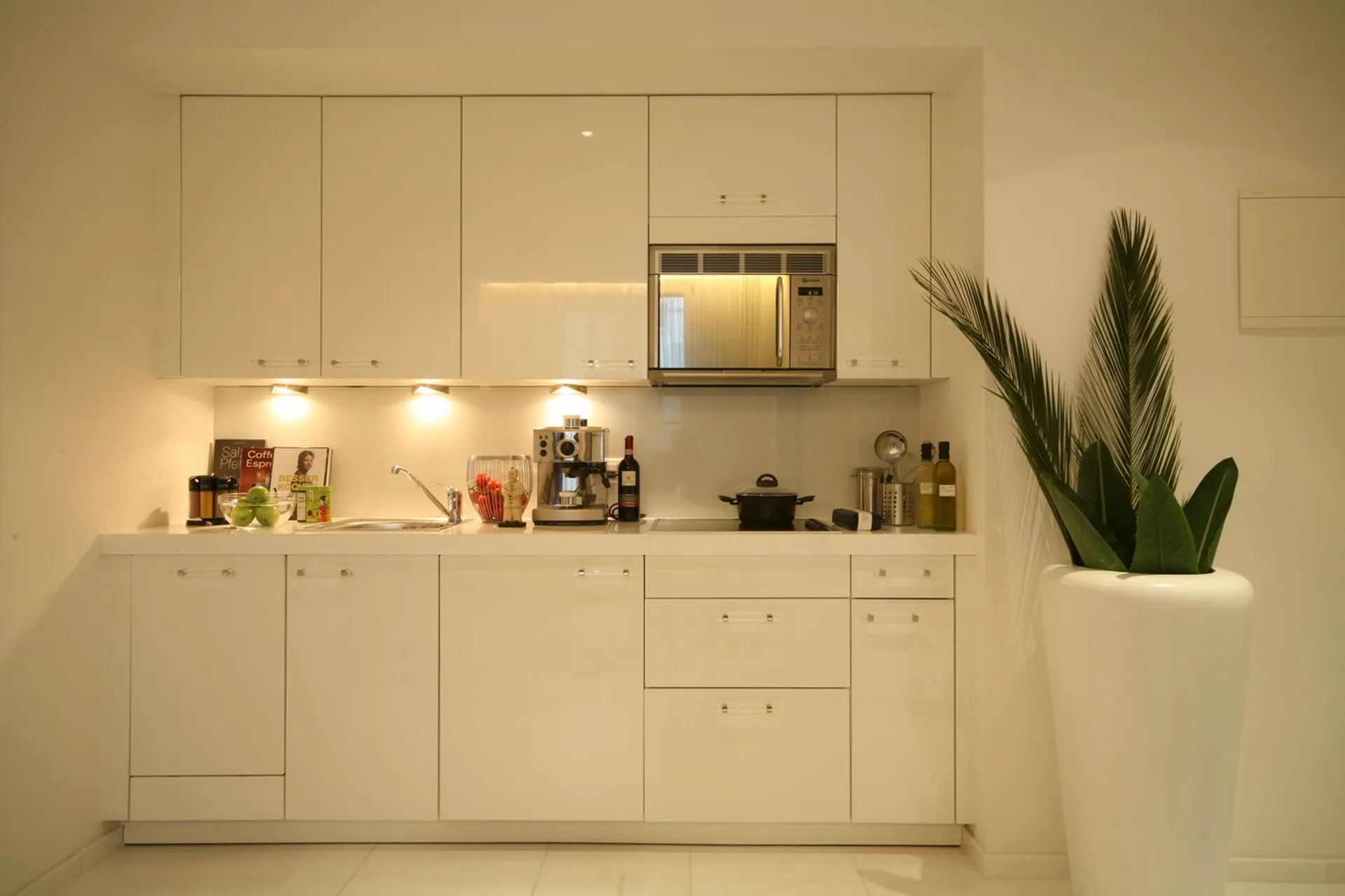 Two Bedroom Senior, Kitchenette