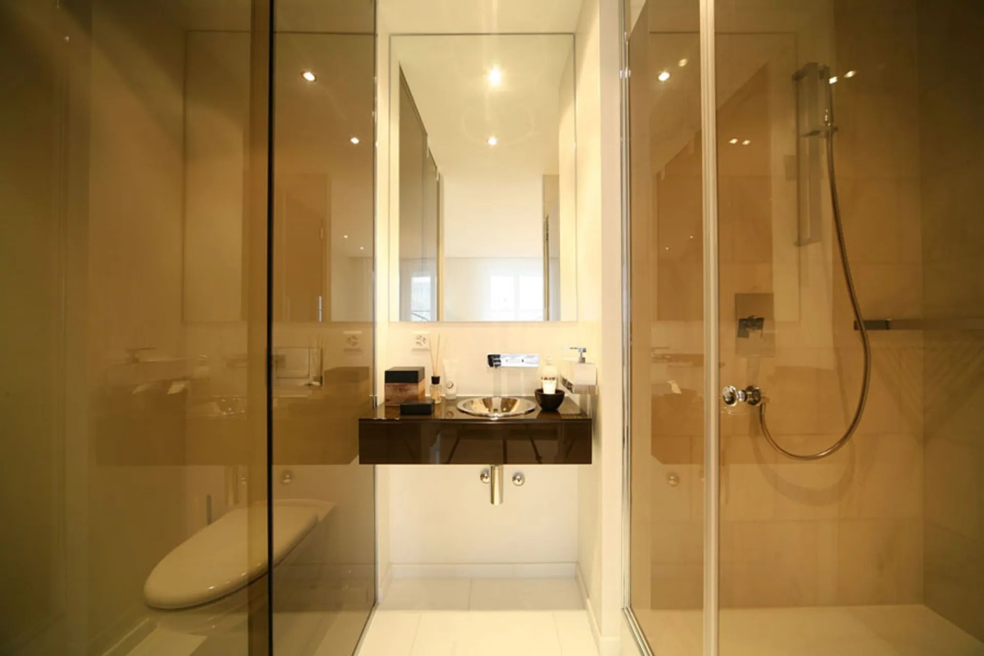One Bedroom Senior, Kitchenette
