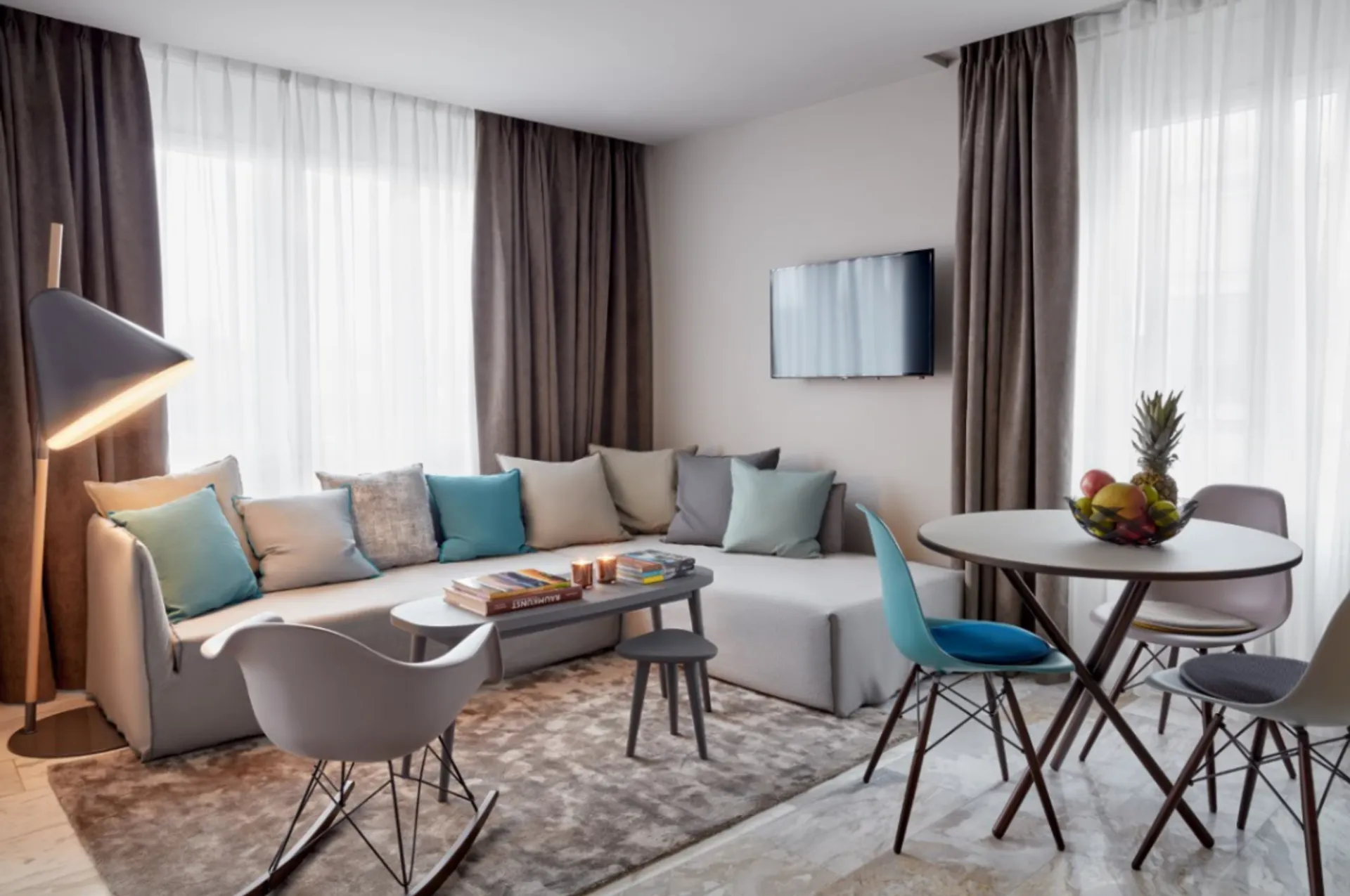 One Bedroom Junior, Kitchenette