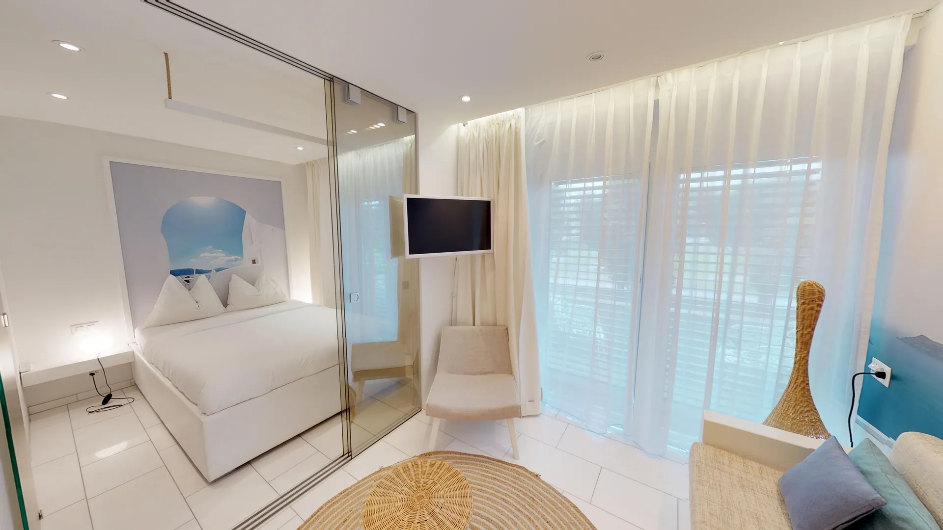 One Bedroom Mini, Kitchenette