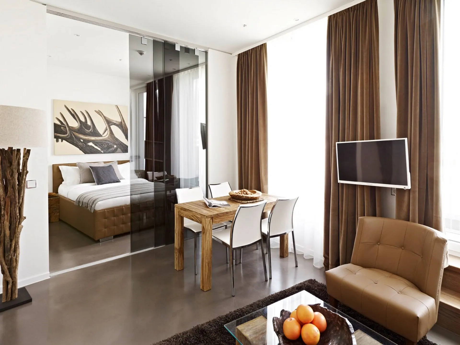 1 Bedroom Apartment Junior 